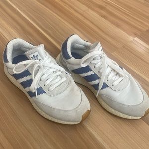 Women’s Adidas shoes